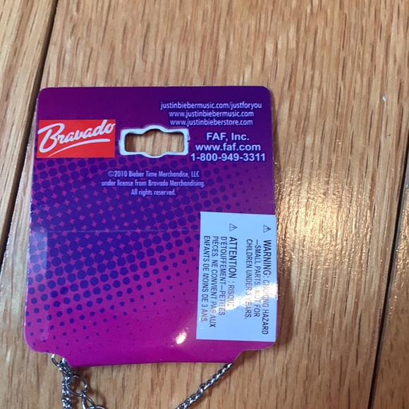 Vintage Justin Bieber Dog Tag Official Necklace NWT - Picture 3 of 3